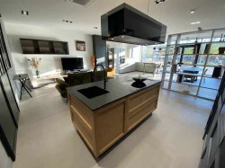 Cuisiniste à Croix